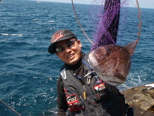 隠岐大森島のマダイ釣り